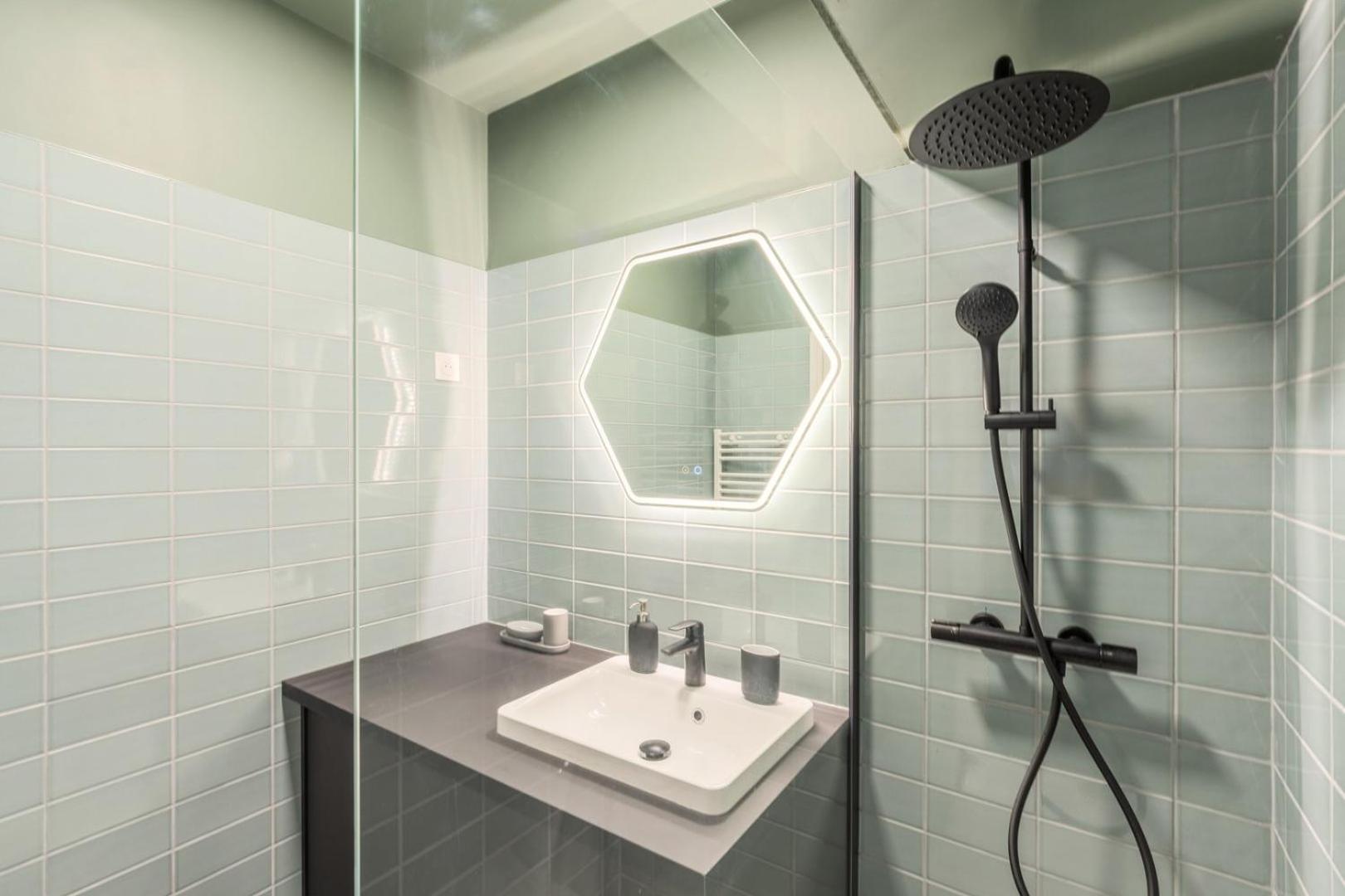 Charming 2 Bedroom Apartment - Old ลีลล์ ภายนอก รูปภาพ